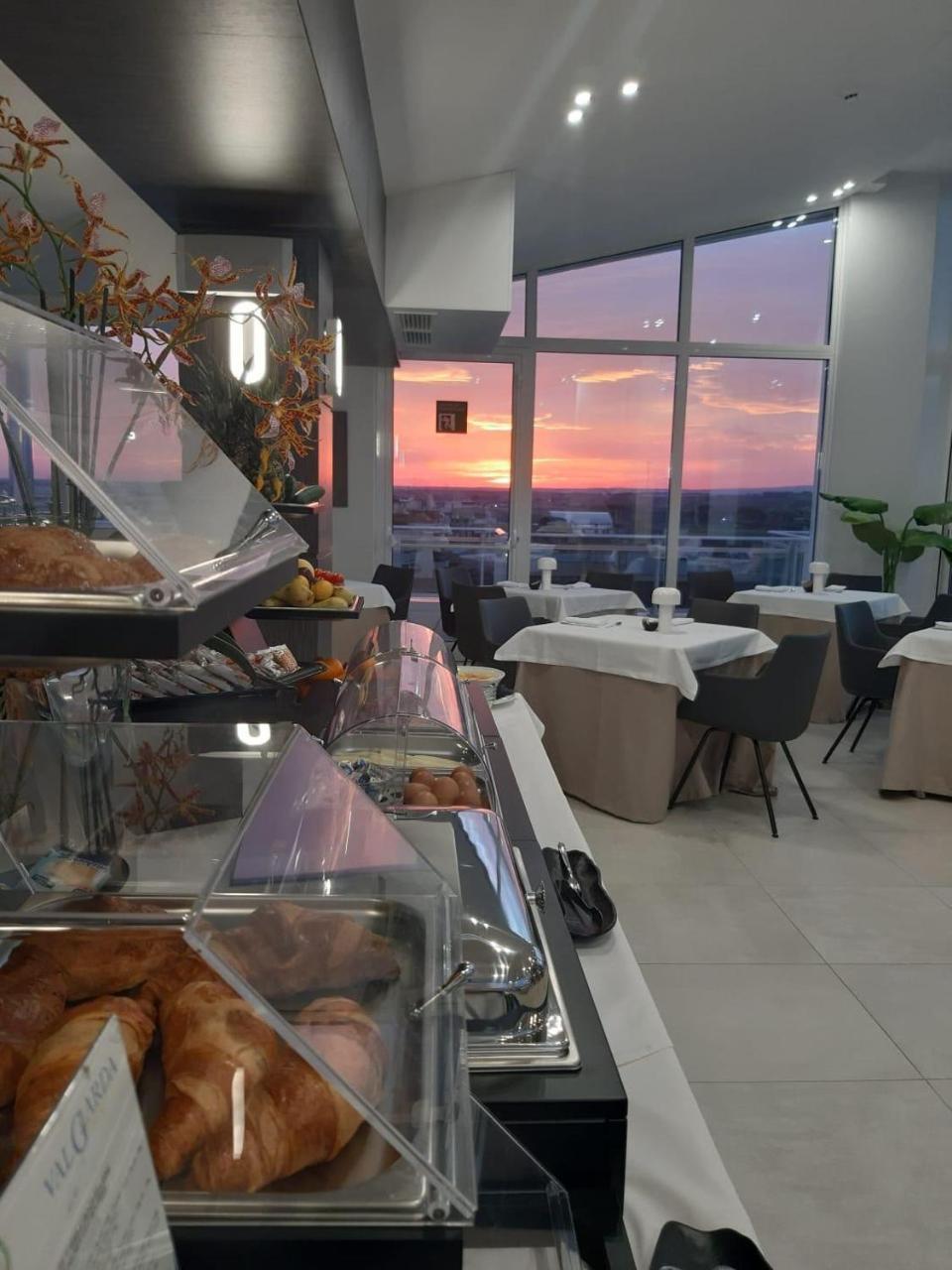 Grieco Business & Spa Hotel Cerignola Exterior photo